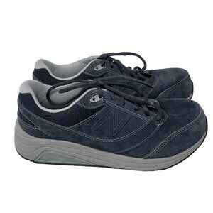 New Balance Lace Up Walking Shoes Size 8 Low Top Suede Navy Leather Sneakers